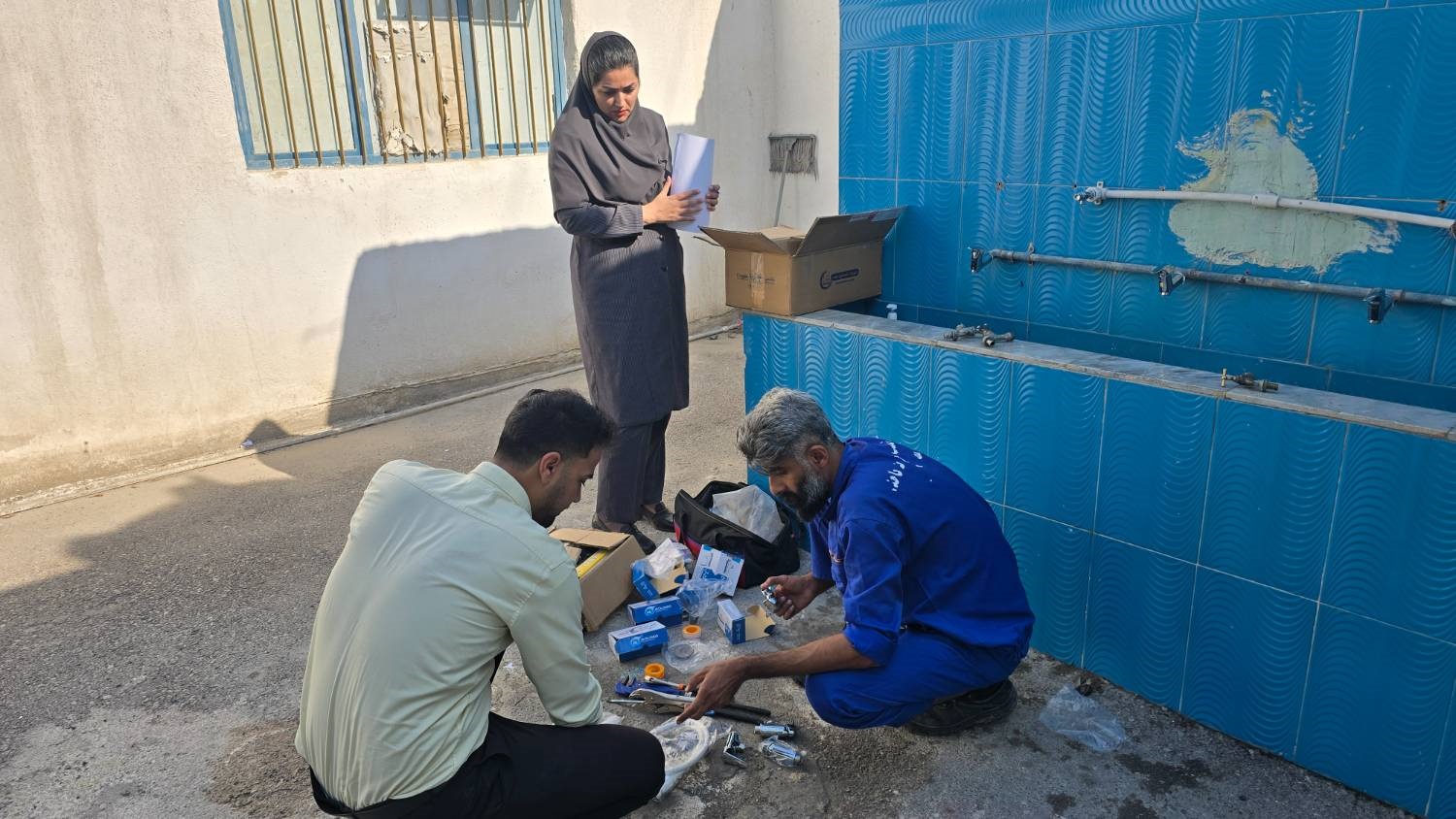 نصب شیرآلات كاهنده مصرف در مدارس استثنایی بندرعباس